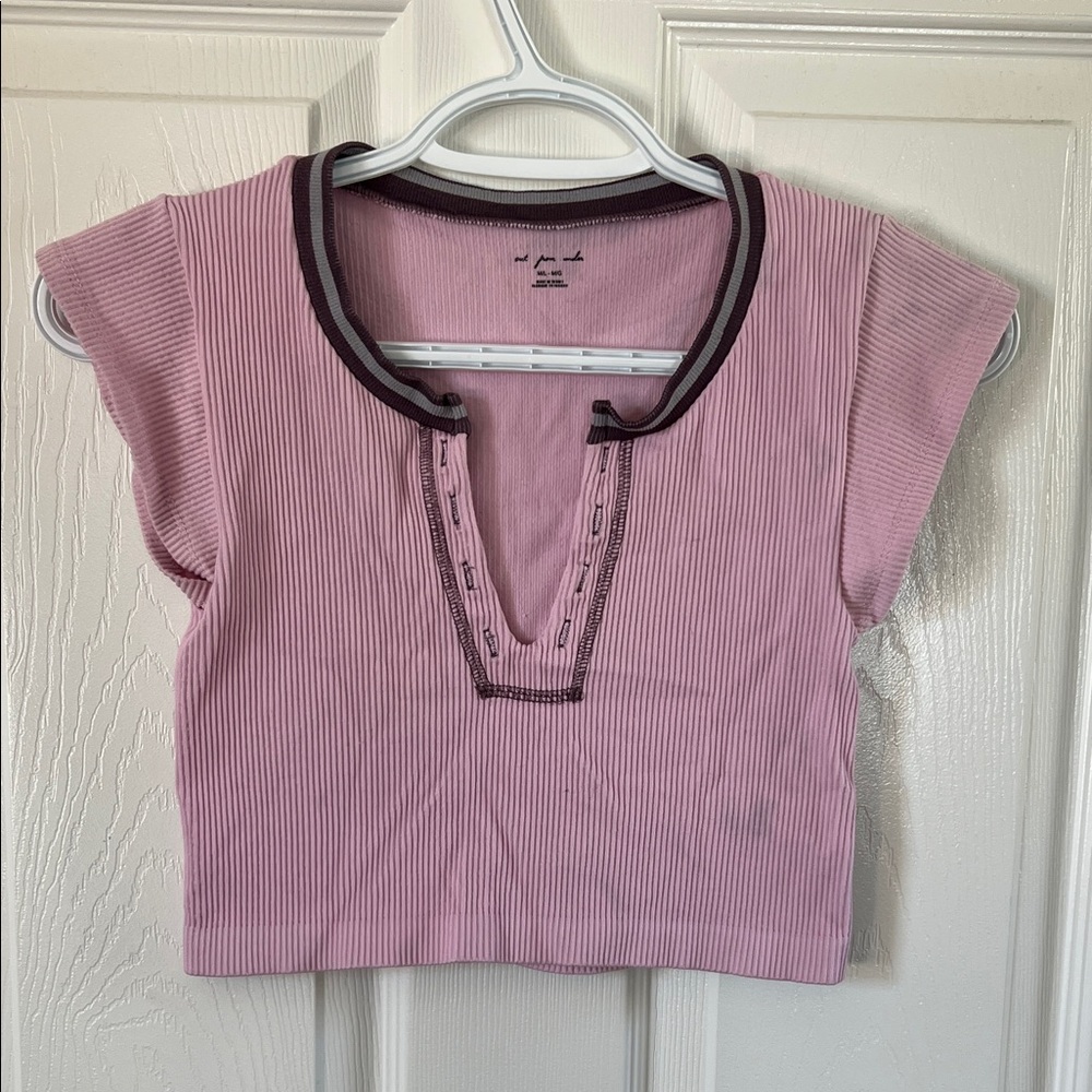 💋3/$10💋Urban Outfitters Ribbed Scoop Purple Vintage Crop Top Size M/L Seamless